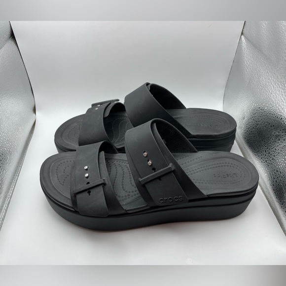 CROCS Shoes Literide By Crocs Brooklyn Buckle Low Wedge Platform